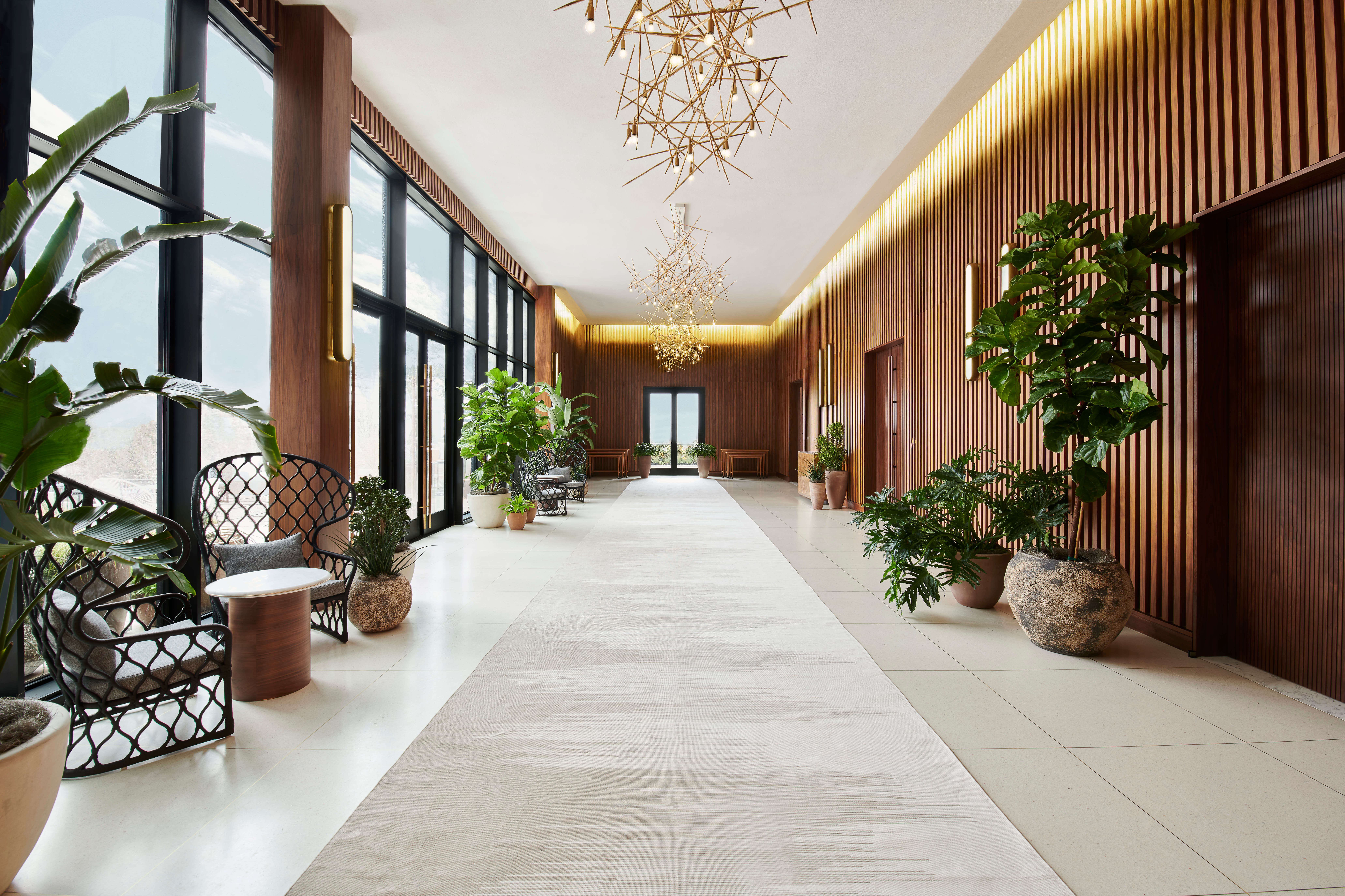 Giant - Foyer